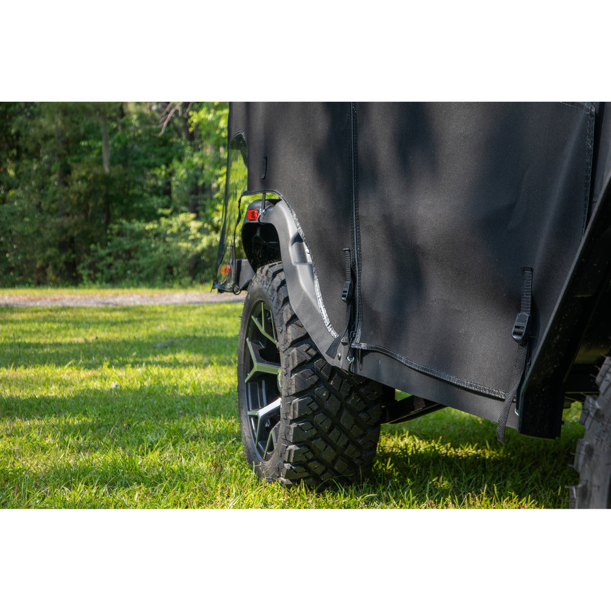 RedDot Denago Nomad XL 2+2 Black 3-Sided Track Style Enclosure & Valance