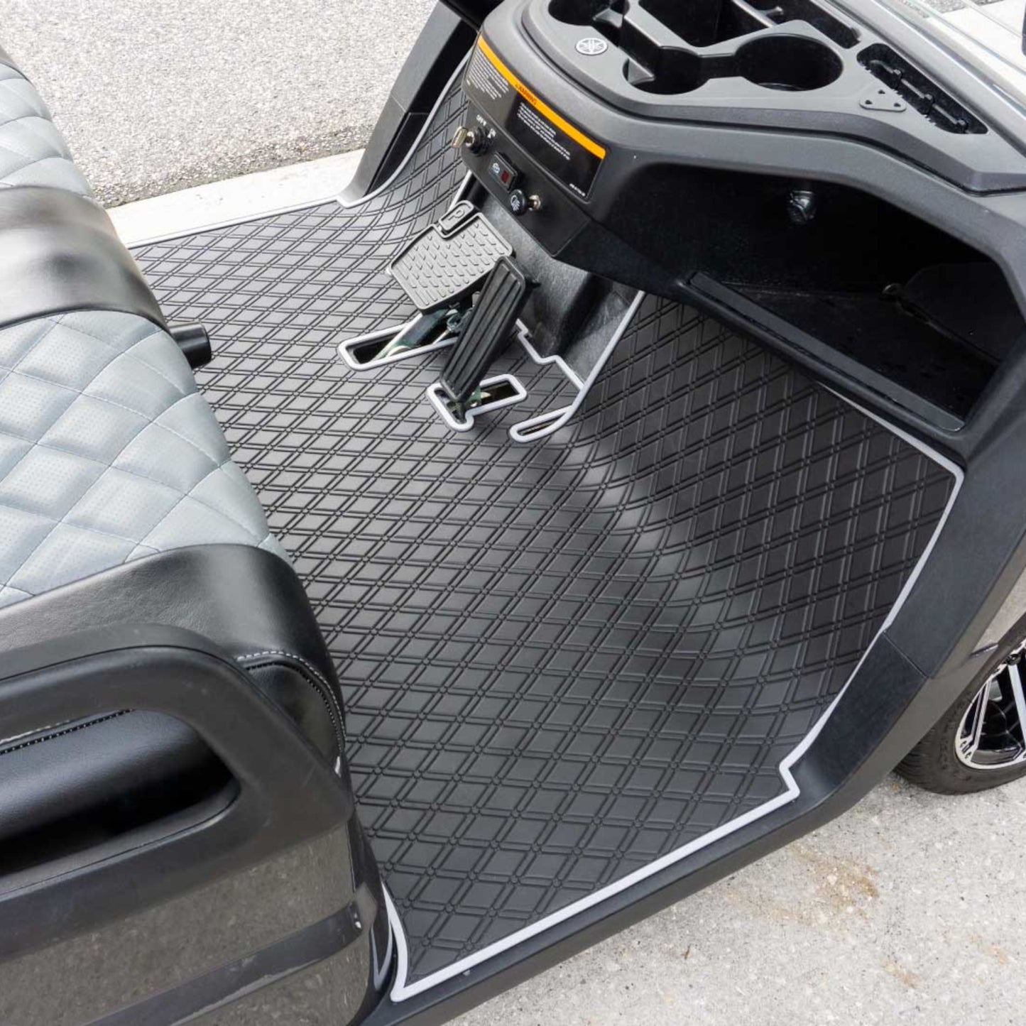 Xtreme Mats Full-Coverage Golf Cart Floor Mat | Yamaha Drive2 QuieTech EFI (2017+) / UMAX Rally – Black/Gray