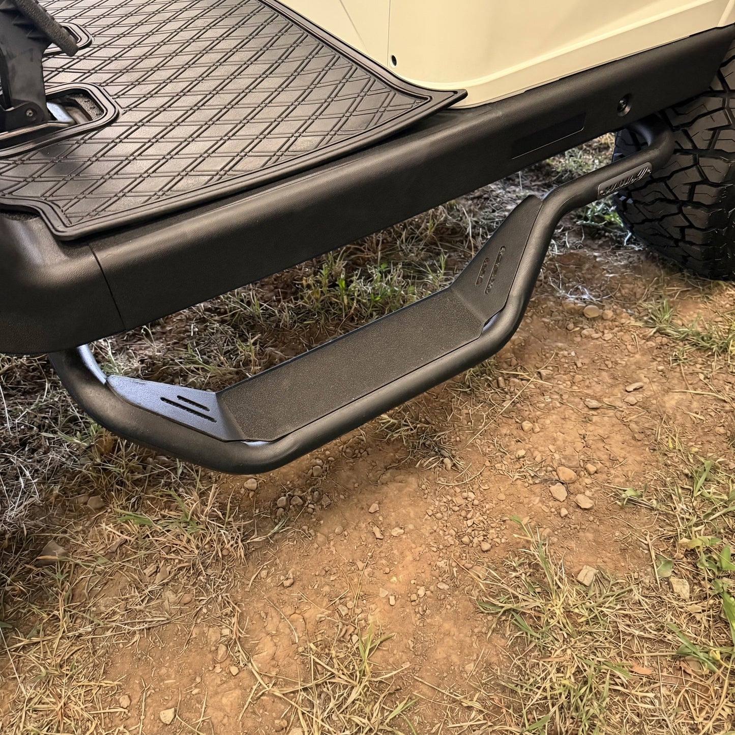 MadJax® Yamaha Drive2 Recon Step Bar with Brackets (Years 2017-Up)